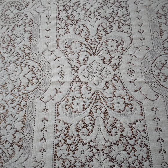 Dining Room Table, Fancy Covering - Picture 2 of 4